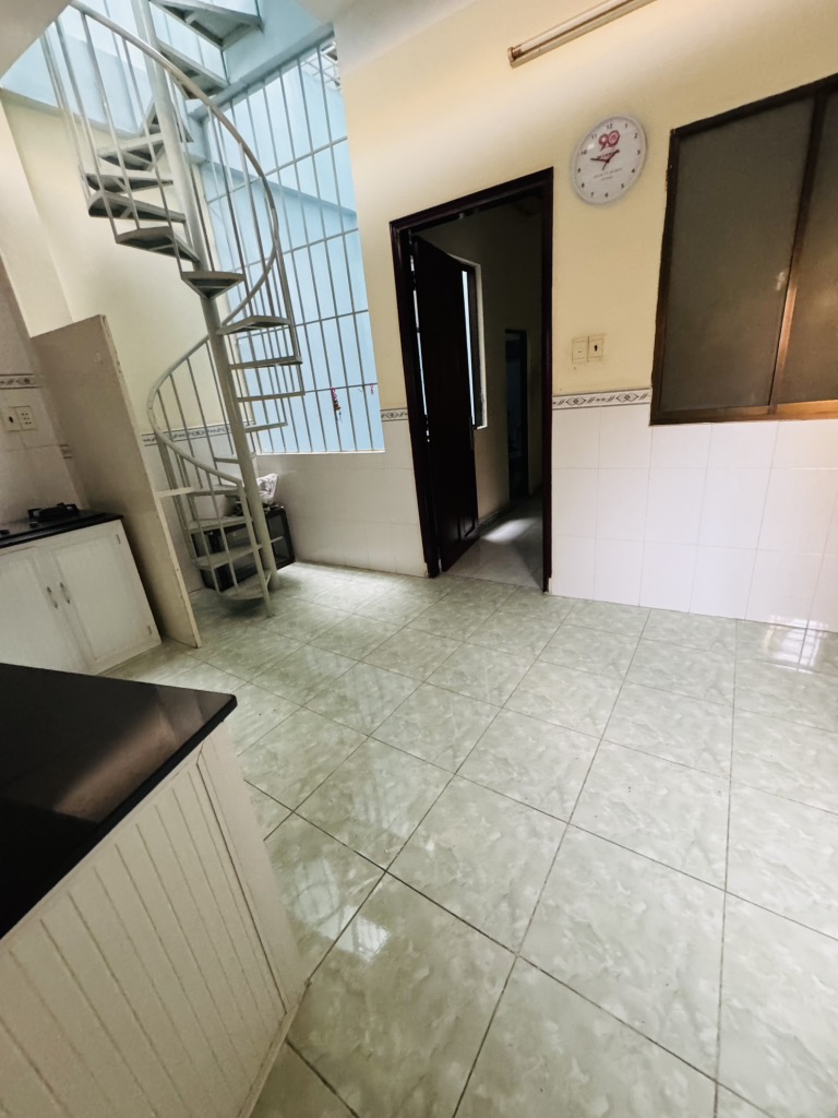 NHÀ MẶT TIỀN GẦN CHỢ PHÚ LÂM, TRƯỜNG HỌC MẠC ĐĨNH CHI